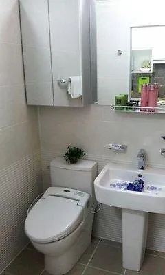 Inn-The City Seoul 3*,
