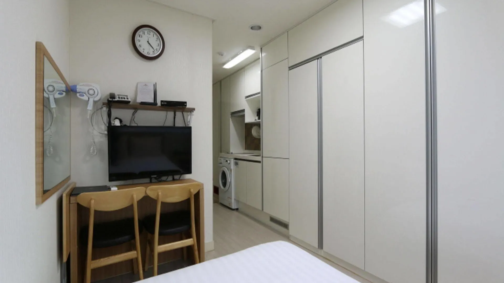 Inn-The City Seoul 3*,
